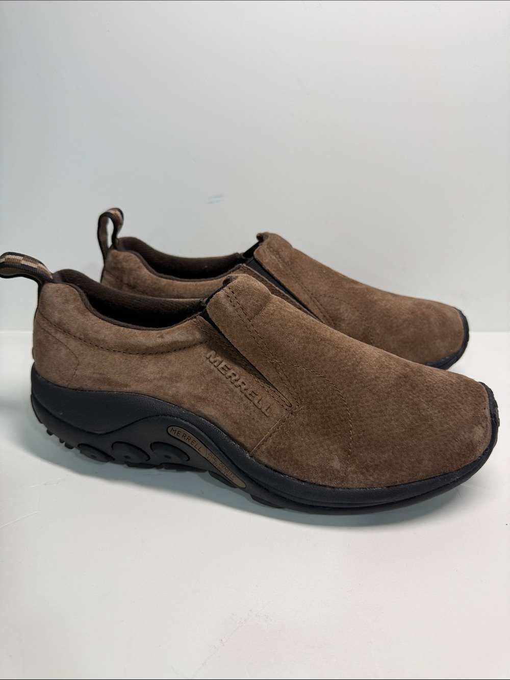 Merrell Men’s Brown Suede Slip-On Comfort Loafers. Size 10